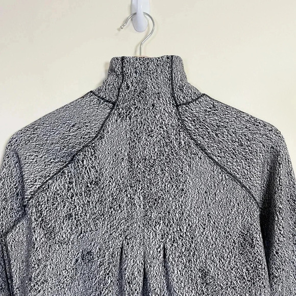 LULULEMON | RUSH HOUR LONG SLEEVE LUON SPRAY JACQUARD WHITE BLACK - Picture 11 of 16